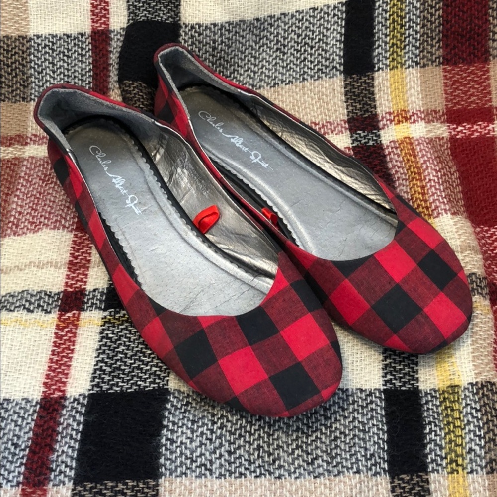 Charles Albert Buffalo Check Red Flats Size 9